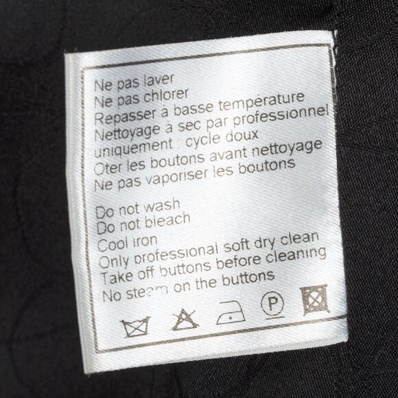 Chanel 03A Brown Wool-Blend Tweed Buttoned Blazer - Picture 12 of 12